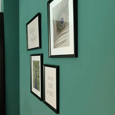 Domus Vaticana Daire *