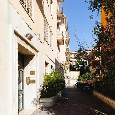 Domus Vaticana Apartament *